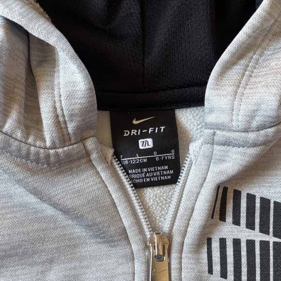 Nike Jogger Set - Picture 4 of 7